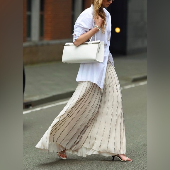 🪩  COS 🪩THE PLEATED CHIFFON PANTS XS BEIGE - Picture 2 of 13